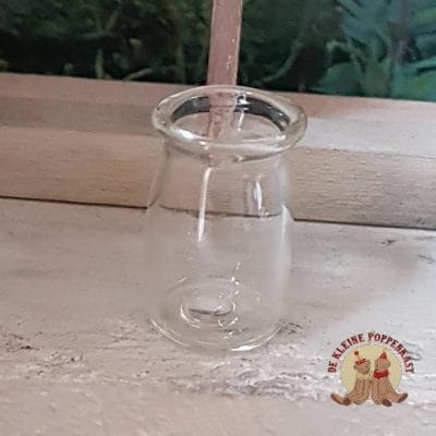Glazen voorraad pot