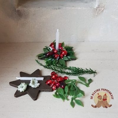 DIY zelfmaakpakket miniatuur kerststukje voor poppenhuis - 1:12