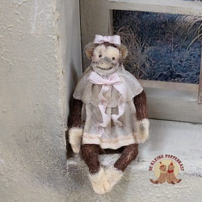Bernie Monkey met jurkje
