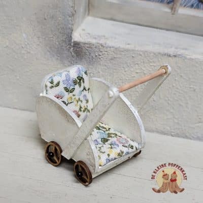 DIY zelfmaakpakket poppenwagentje - 1:12
